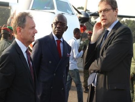 Betrand Cauchery, Me Abdoul Kabèlè et Philippe Van Dame