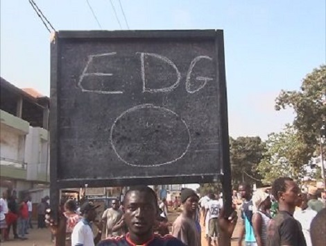 Manifestation contre les délestages de courant à Conakry