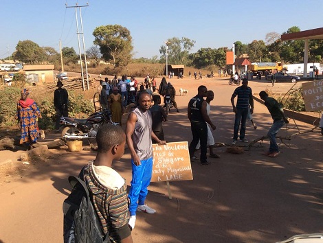 Des manifestants à Labé