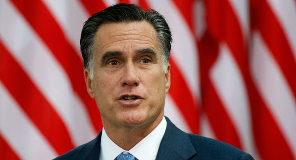 120918_mitt_romney_flags_ap_328