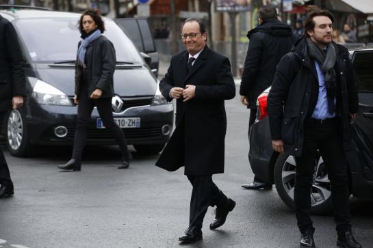 5829551_hollande_545x460_autocrop