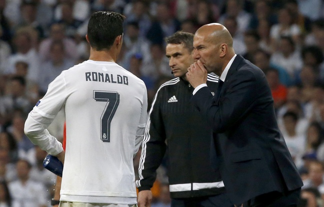 648x415_zidane-ronaldo-lors-real-madrid-manchester-city-4-mai-2016