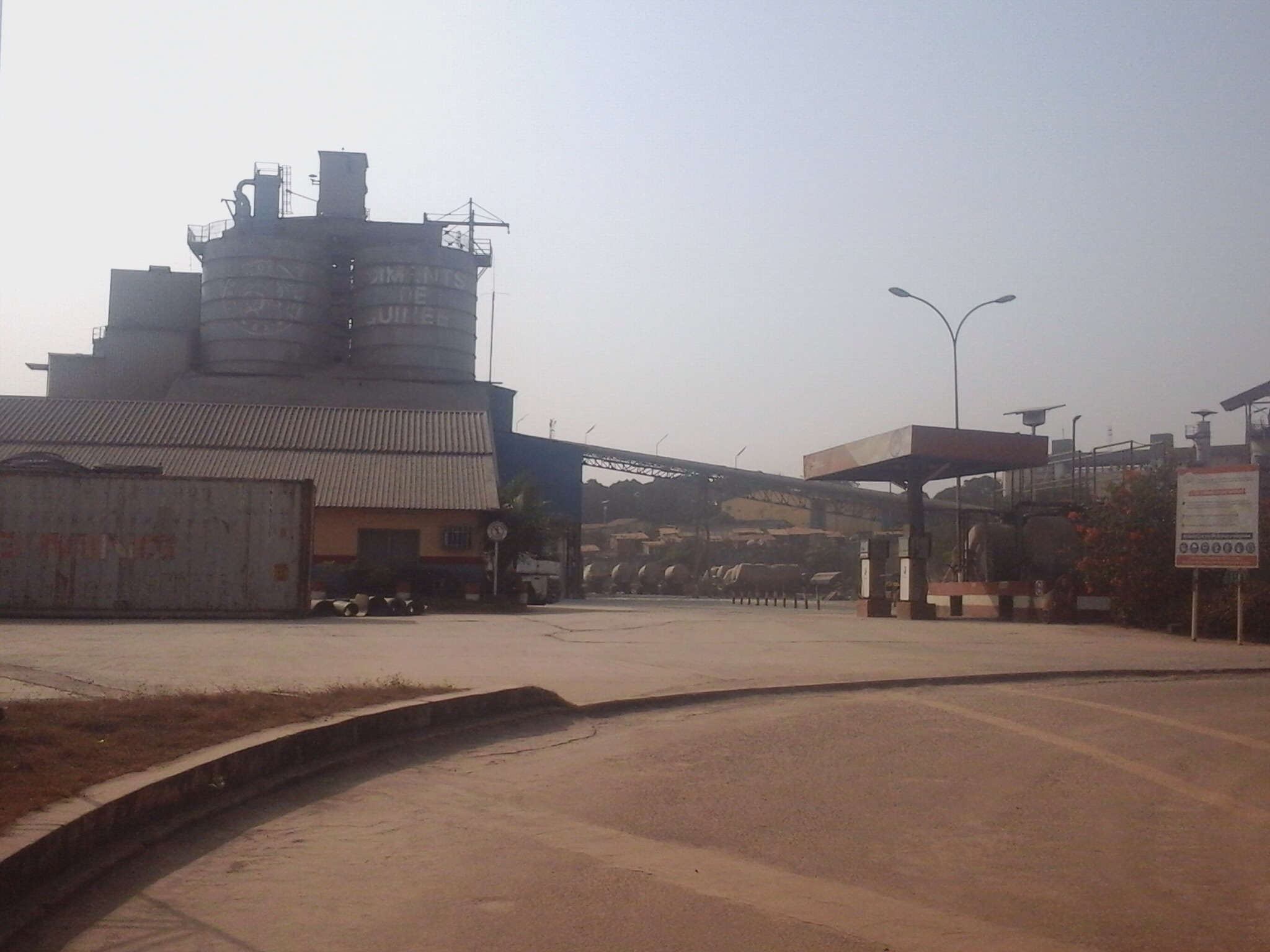 ciments_de_guinee