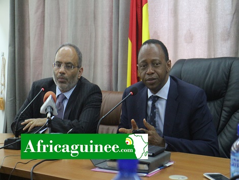 Carlos Lopes et le Premier Ministre guinéen Mamady Youla