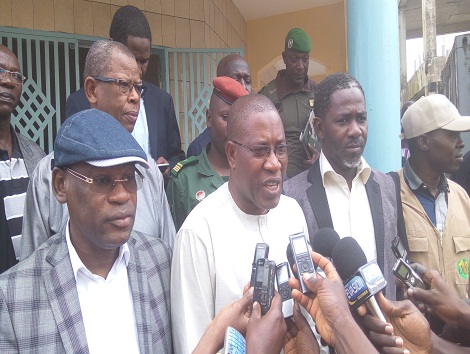sortir_reunion_opposition_au_gouvernort