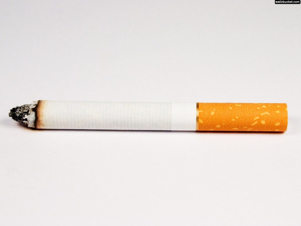 cigarette_au_volant