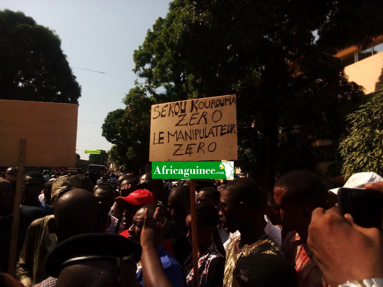 Des manifestants à Kaloum