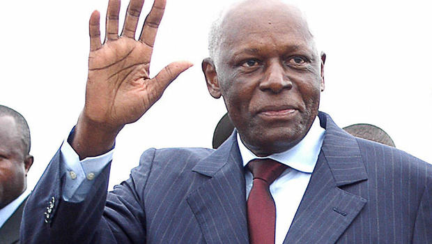 Le président angolais José Eduardo Dos Santos