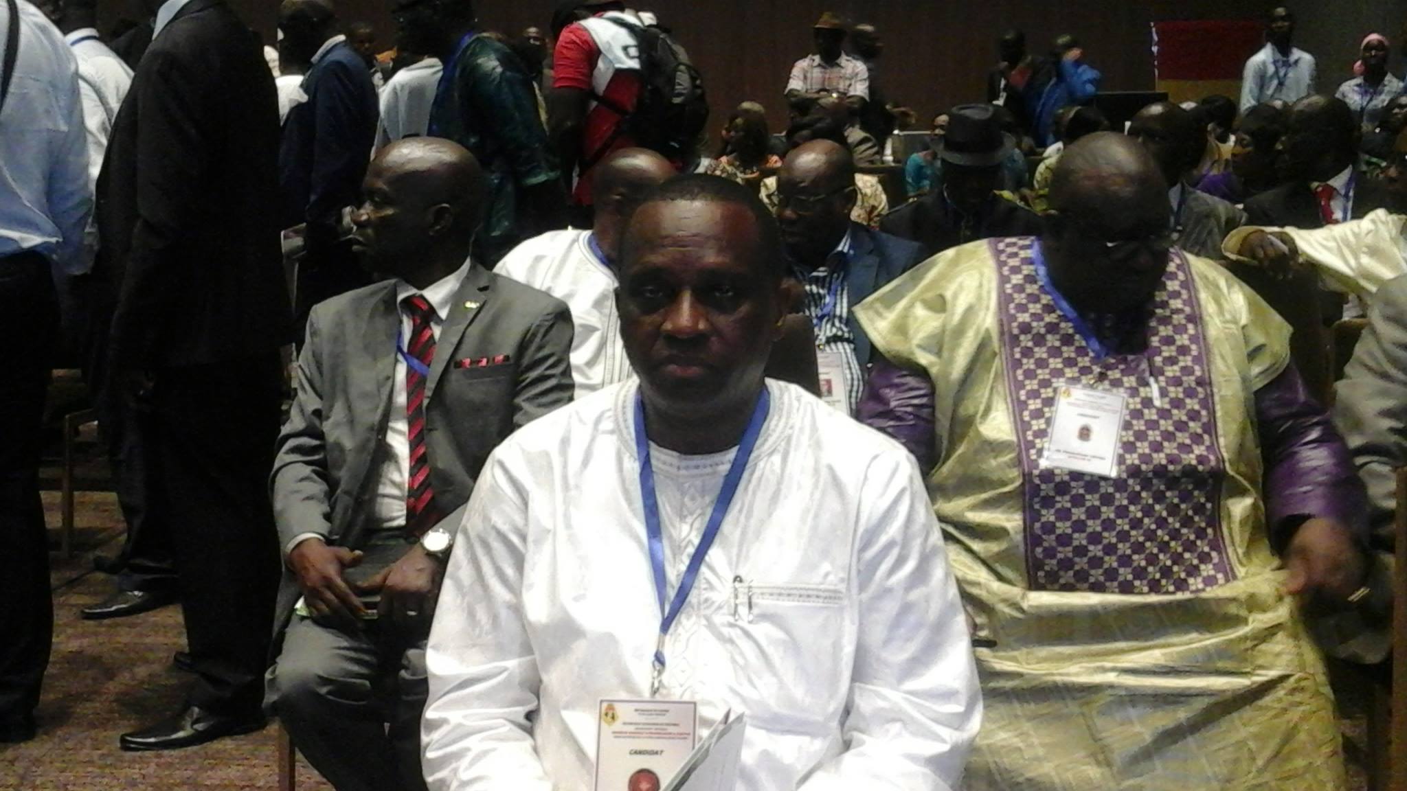 Antonio Souaré dans la salle de congrès