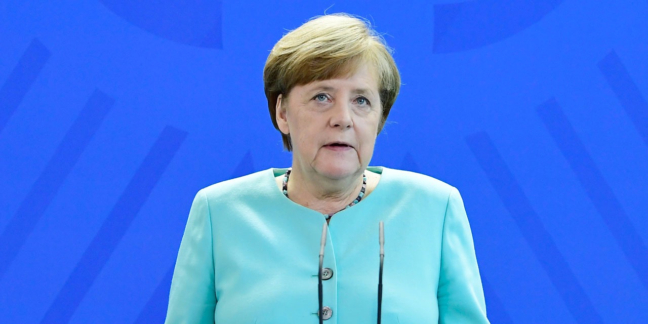 allemagne-des-plaintes-contre-merkel-pour-haute-trahison