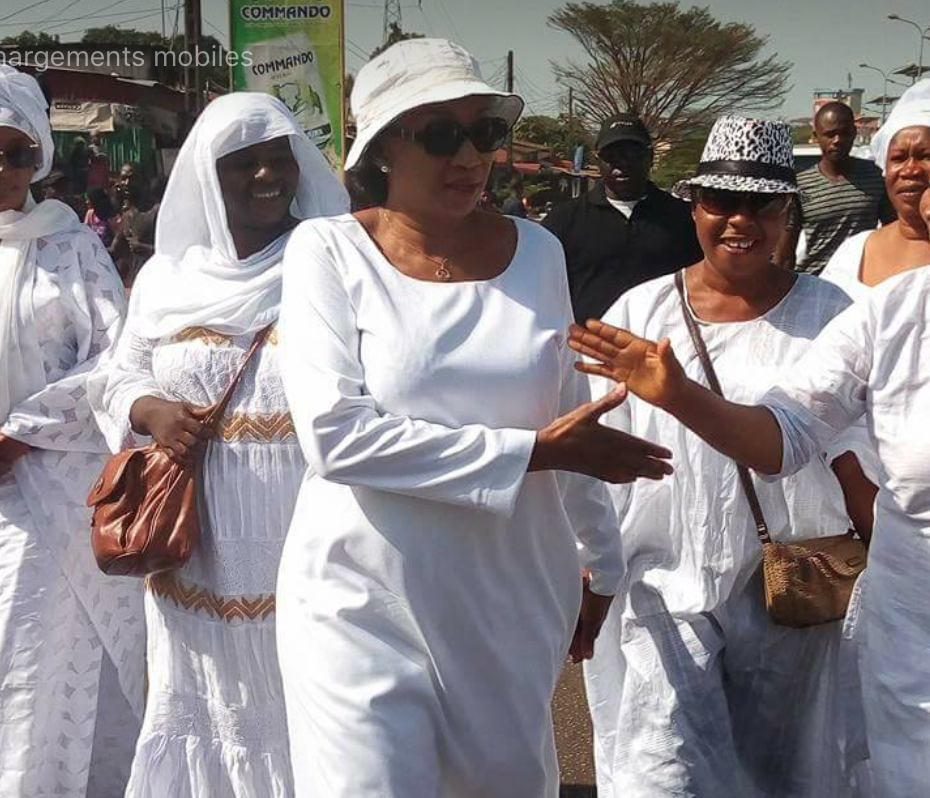 Halimatou Dalein Diallo lors d'une marche des femmes à Conakry