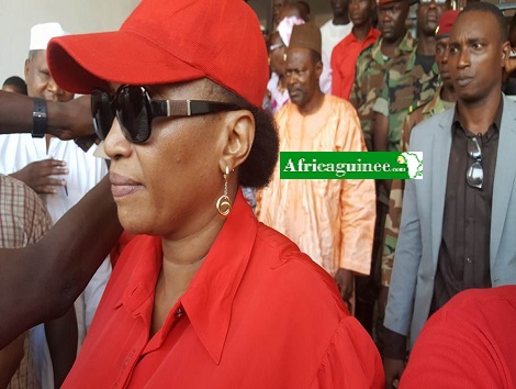 Halimatou Dalein Diallo lors d'une marche des femmes à Conakry