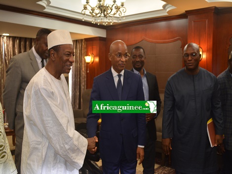 Alpha Condé et Cellou Dalein Diallo au Palais Sékhoutouréya