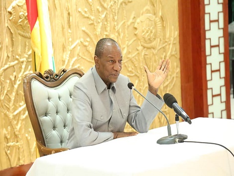 Le Président Alpha Condé au Palais sékhoutroureya