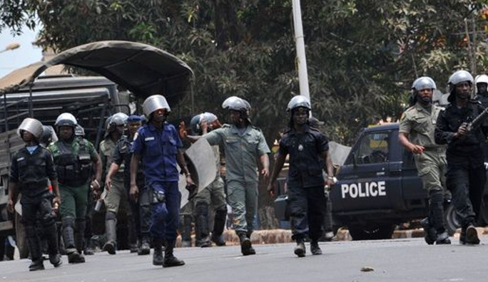 Des agens de la police à Conakry
