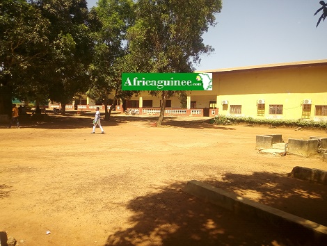 Université de Nzérékoré