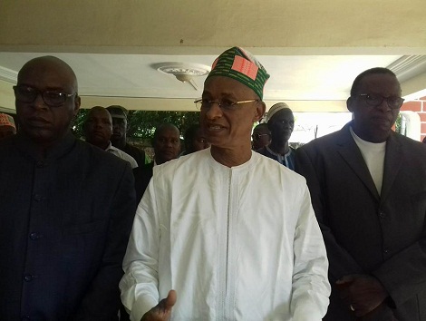 Dr Fodé Oussou Fofana (G), Cellou Dalein Diallo (M), Ibrahima Chérif Bah (D)