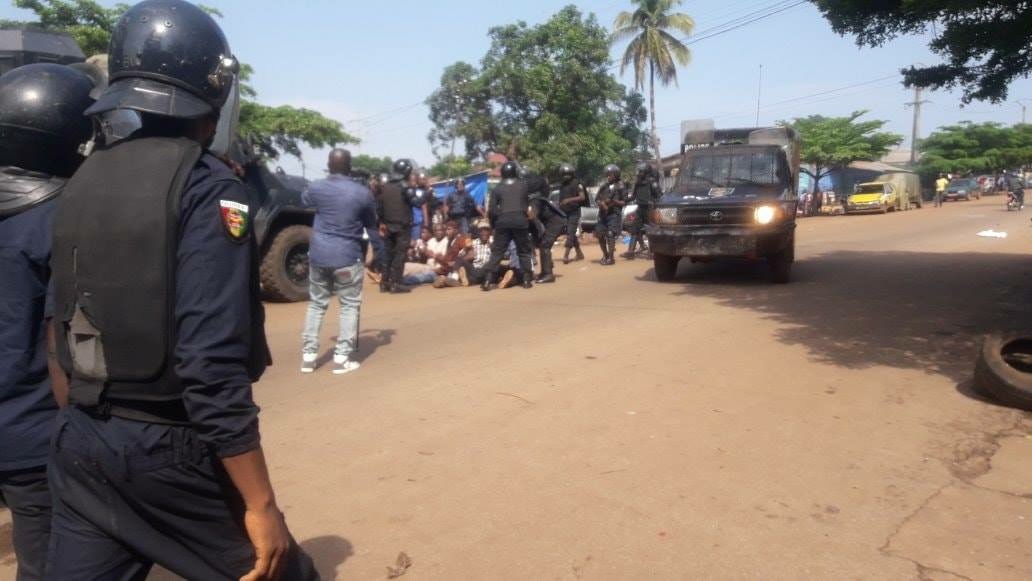 Des policiers à Conakry