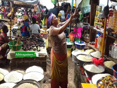 Marché Entag, dans la commune de Matoto (Conakry)