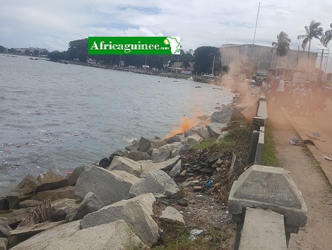Découverte mystérieuse à la rentrée sud de Kaloum (Conakry)