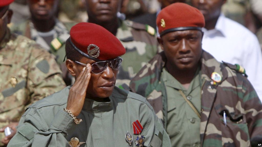 L'ancien chef de la junte Dadis Camara et son aide de camp, Toumba Diakité