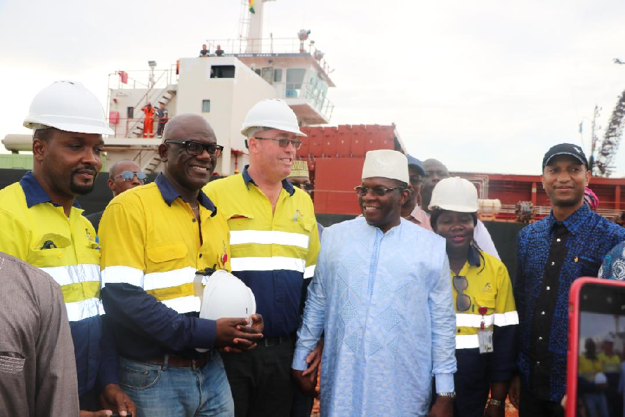 Le premier ministre guinéen Kassory Fofana sur le site de Bel Air Mining à Boffa