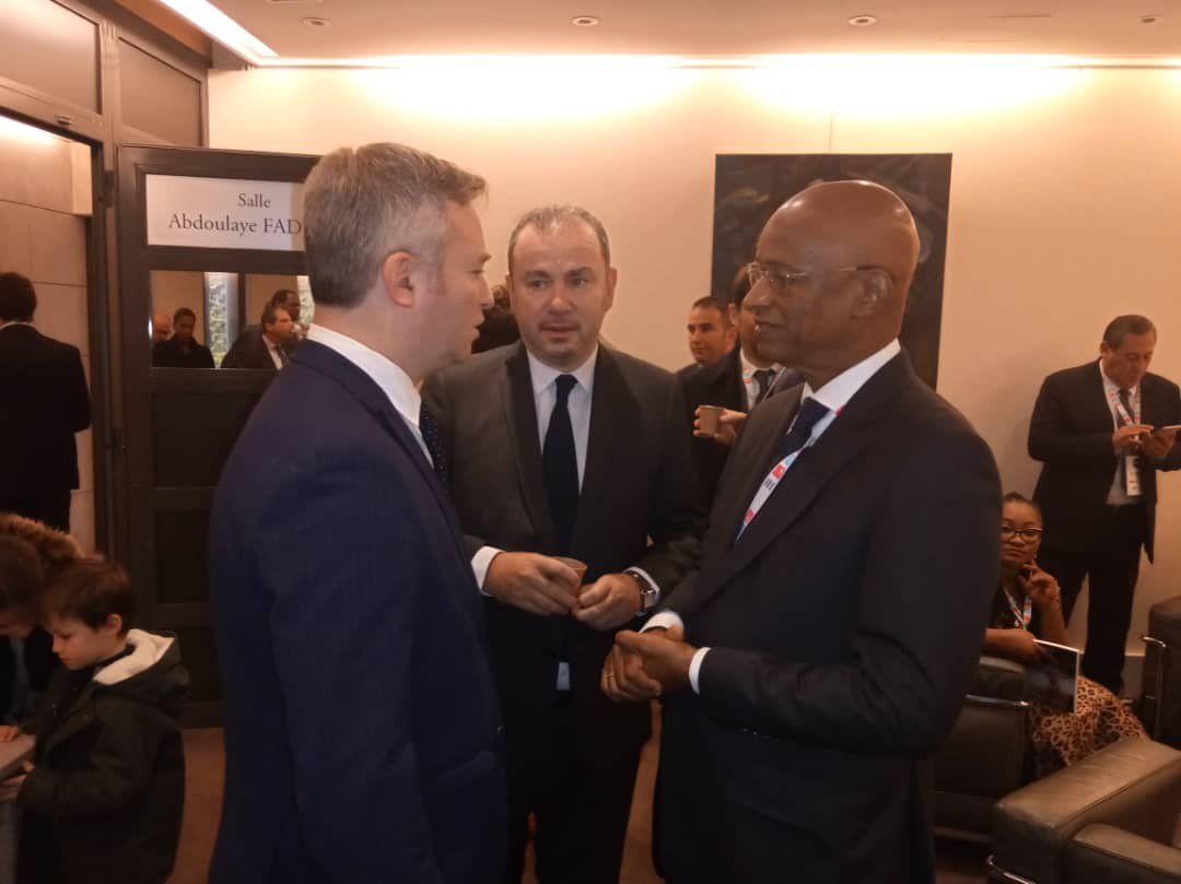 Cellou Dalein Diallo, Chef de file de l'opposition avec des officiels français lors d'une visite à Paris