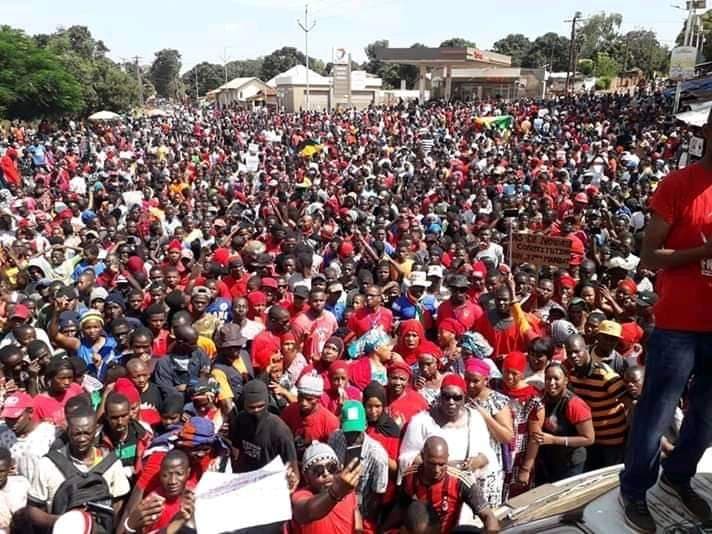 Manifestations à Labé contre le changement de la constitution