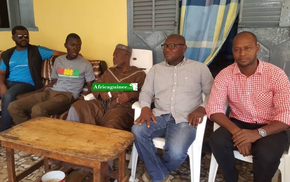 Des émissaires du FNDC reçus par l'imam central de Kindia, Elhadj Mamoudou Soumah