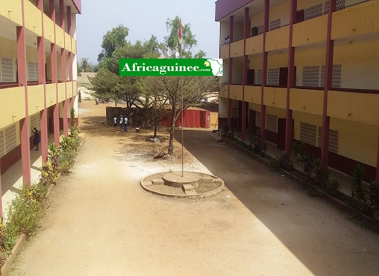 Une école publique de la capitale Conakry