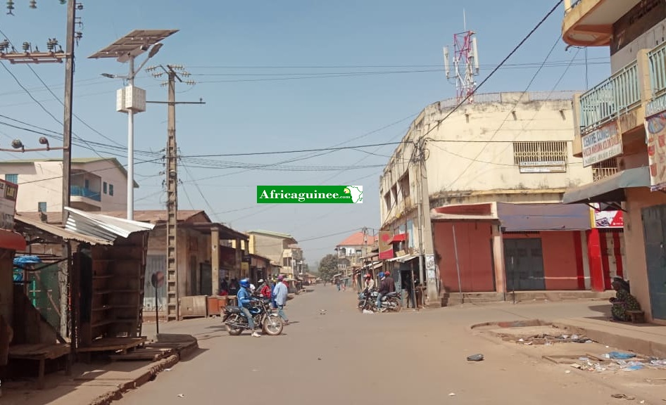 Une ruelle de la ville de Labé