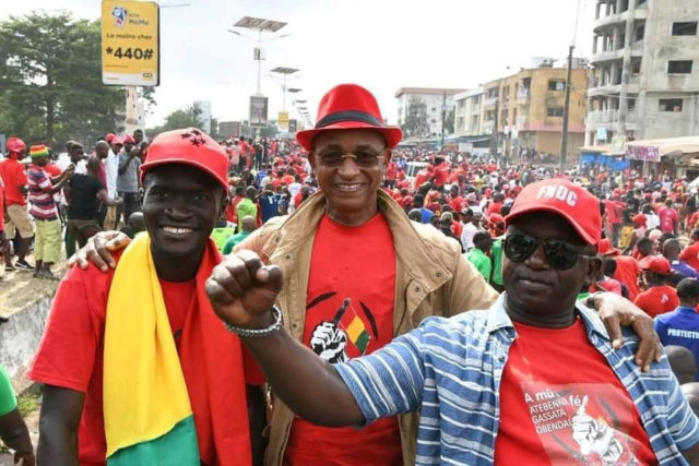 Des leaders du FNDC lors d'une manifestation à Conakry