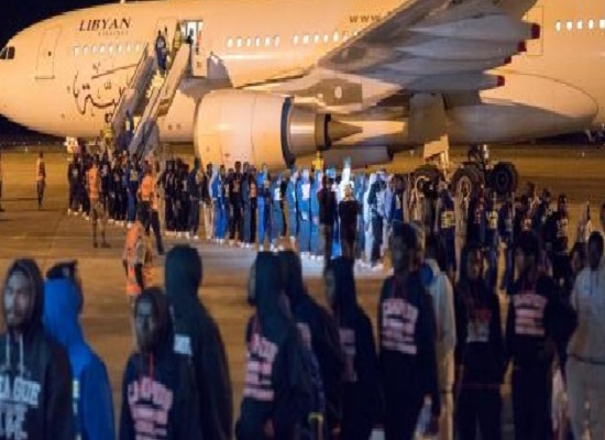 Des migrants guinéens rapatriés à Conakry, image d'archive