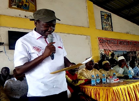 Le député Aly Kaba au siège du RPG arc-e-ciel à Conakry
