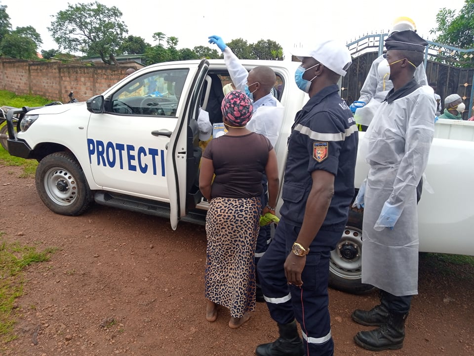 Des agents de la protection civile de Labé