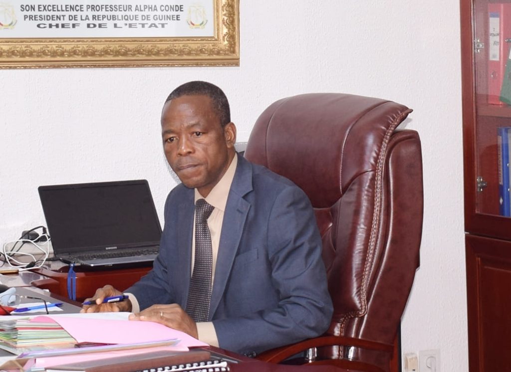 Patrice Pépé Loua en le nommant DG de la société des eaux de Guinée