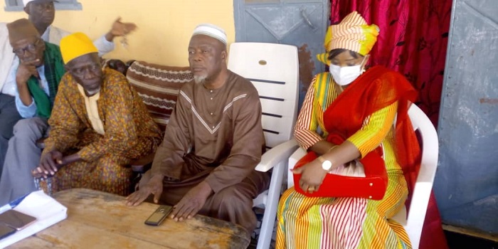 Aminata Sylla coordinatrice préfectorale de la campagne du RPG Arc-en-ciel à Kindia, chez Elhadj Mamoudou Camara