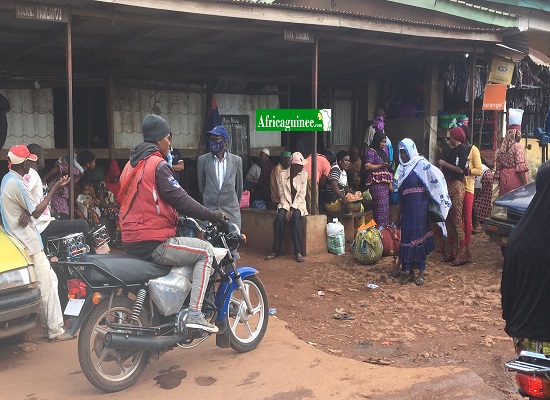 Des passagers bloqués à la gare routière de Mamou