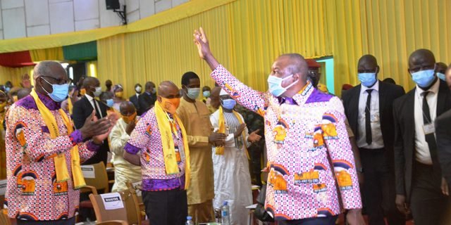 Alpha CONDE, candidat sortant lors de son investiture au palais du peuple