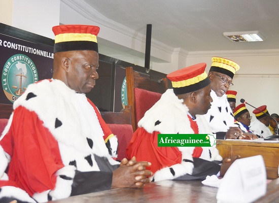 Des juges de la Cour Constitutionnelle
