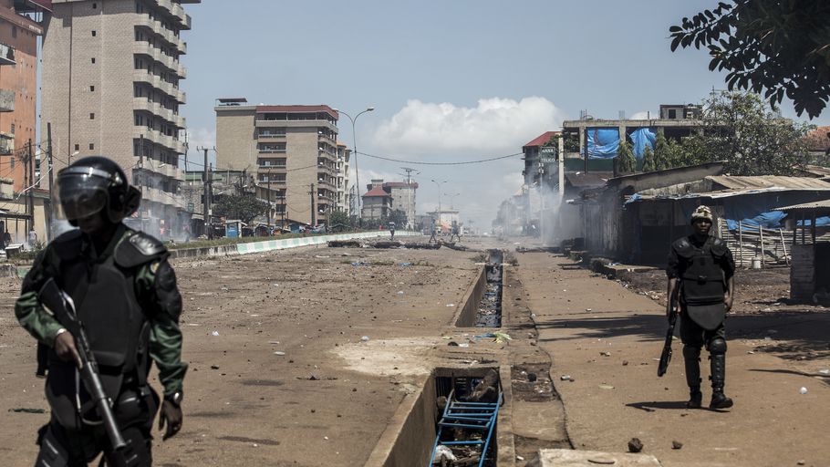 Des policiers déployés pour le maintien d'ordre à Conakry