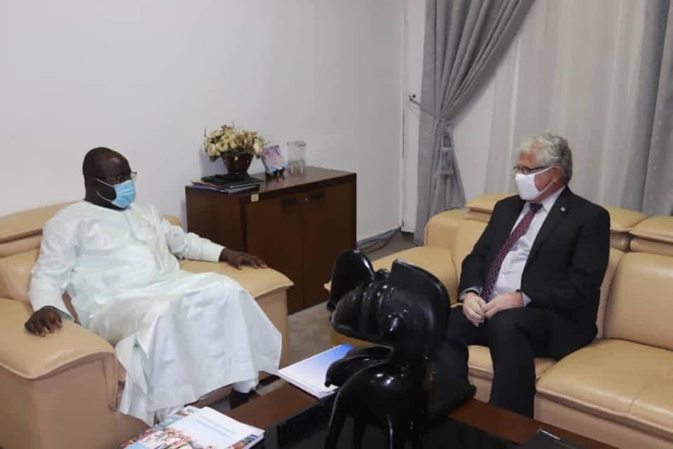 Dr. Ibrahima Khalil KABA et Steven KOUTSIS échangent sur le rapport 2020 des États Unis d’Amérique sur les droits de l’Homme en Guinée