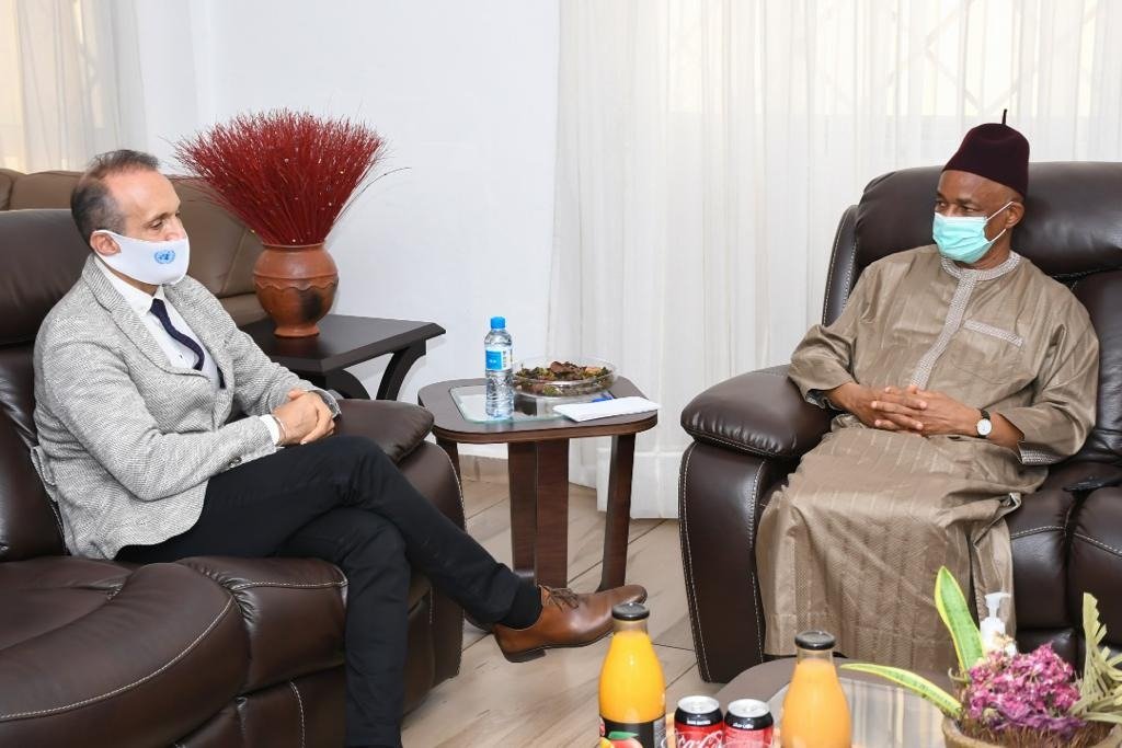 Cellou Dalein Diallo, leader de l'UFDG et Dr. Vincent Martin, coordinateur du Système des Nations-Unies en Guinée