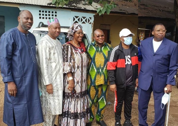De gauche à droite, Abdoulaye Bah, Cellou Baldé, Hadja Maimouna épouse de Chérif Bah, l'avocat Salif Béavogui, Ousmane Gaoual Diallo et Chérif Bah, vice-président de l'UFDG
