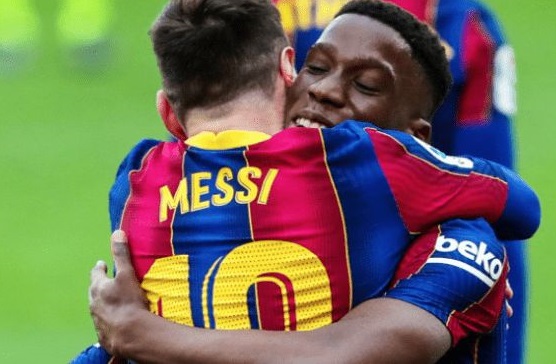 Ilaix Moriba Kourouma et Leonel Messi