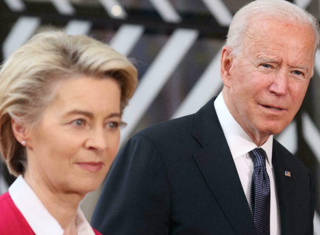 Ursula von der Leyen Présidente de la Commission européenne et Joe Bien président des Etats-Unis