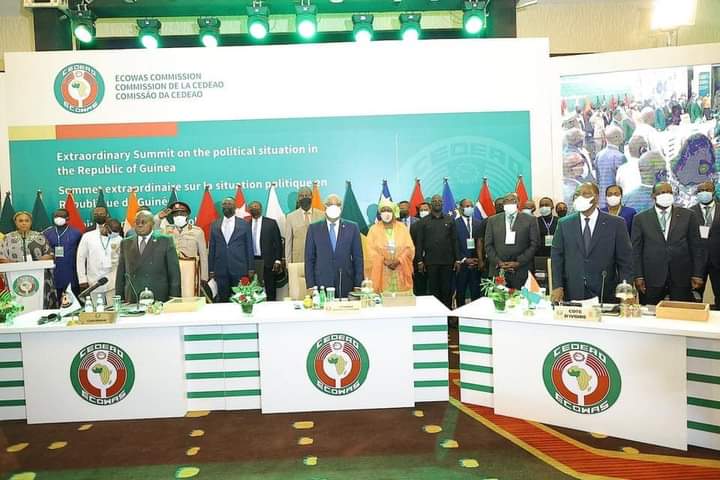 Des dirigeants de la Cedeao lors d'un sommet d'Accra sur la Guinée
