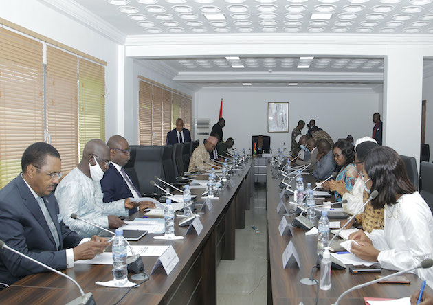 Le Gouvernement de la Transition dirigé par Mohamed Béavogui tenant son premier conseil interministériel ce mardi 02 novembre