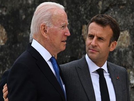 Emmanuel Macron et Joe Biden