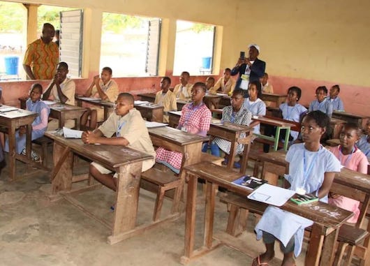 Des candidats à l'examen d'entrée en 7ème année